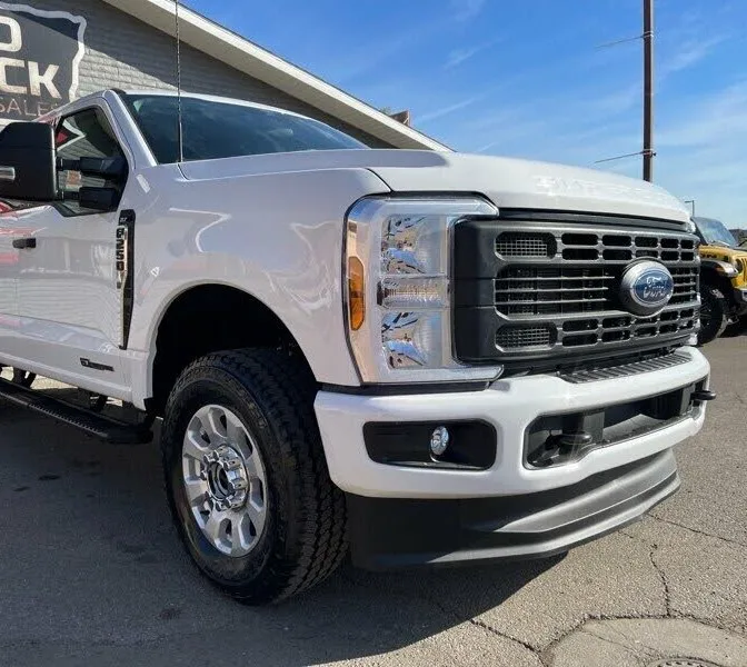 Б/у 2024 Форд F-250 Super Duty XLT SuperCab 4WD