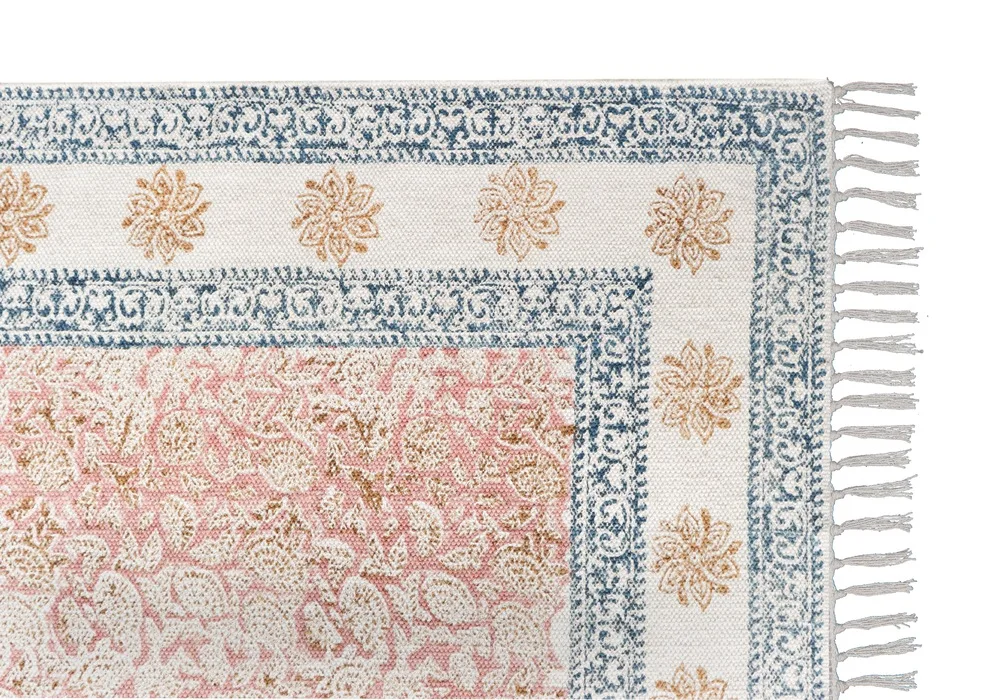 Beautiful Flower Pattern Design Carpets and 100% Cotton Material Rugs and Great Embroidery Pattern and Best for Home Decoration