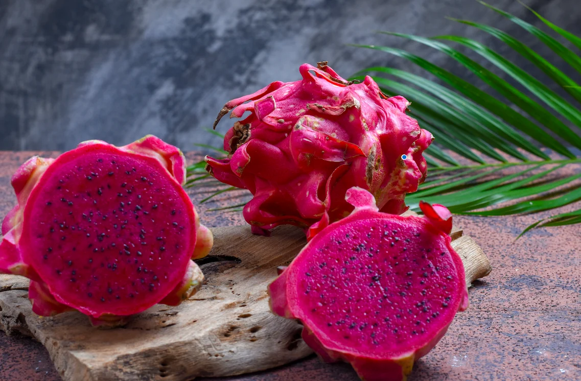 Fresh High Quality Dragon fruit Wholesale from Malaysia