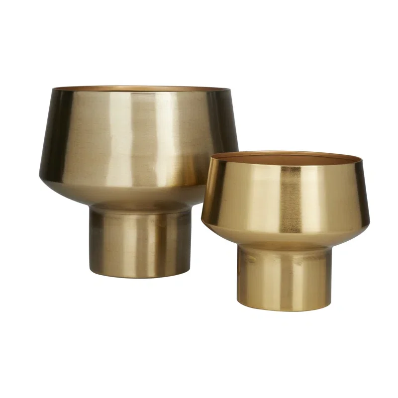 Handcrafted Brass Planter Pots for Home and Office Decor Stylish Flower Pots for Indoor and Outdoor Use at Wholesale Prices