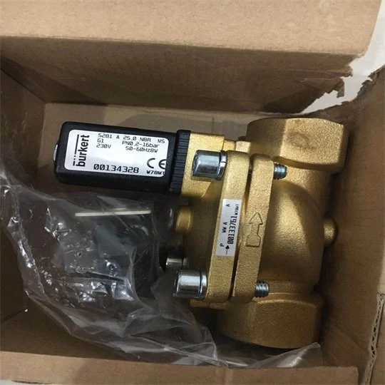Соленоидный клапан Burkert 0124 0330 типа 178896 00227538 с поворотным 00066032 00019078