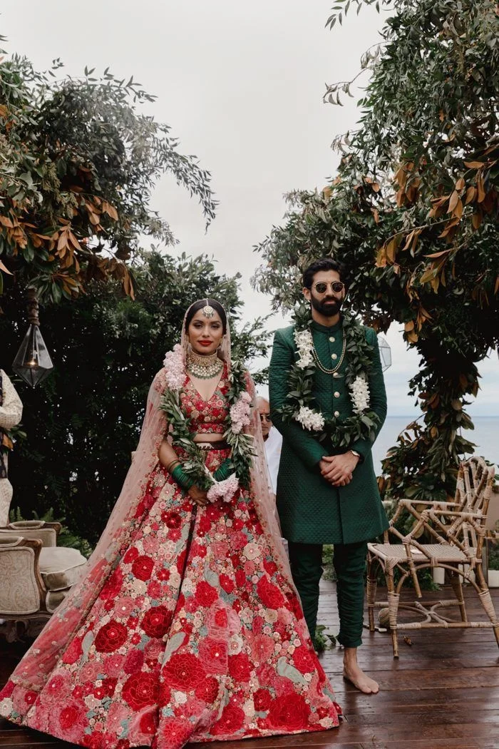 Custom Bridal Designer Maroon Velvet Lehenga Choli Embroidered Wedding Lahenga Choli for Women Wholesale 2023 Indian clothes