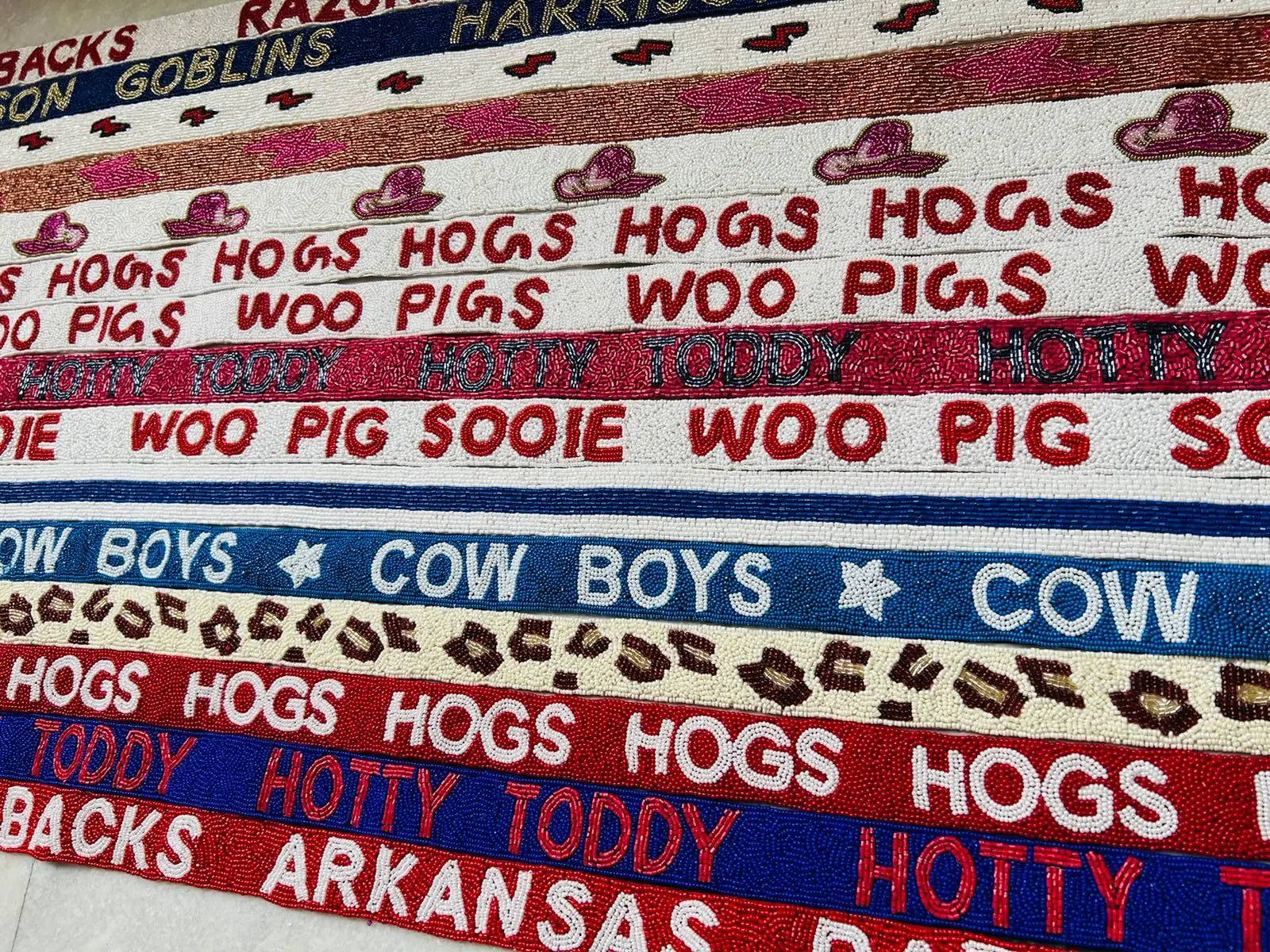 New Beaded Gameday Strap 2023 Hand Beaded customised WOO PIG SOOIE Beaded Bag Strap College Game Day, Arkansas Razorbacks