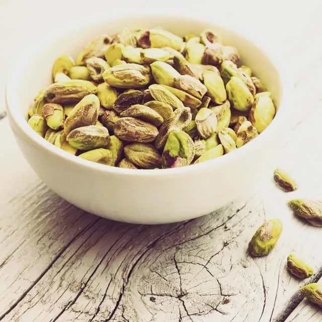 Top Quality 500g Pistachio sweet cream Ideal to be spread on a slice of homemade bread