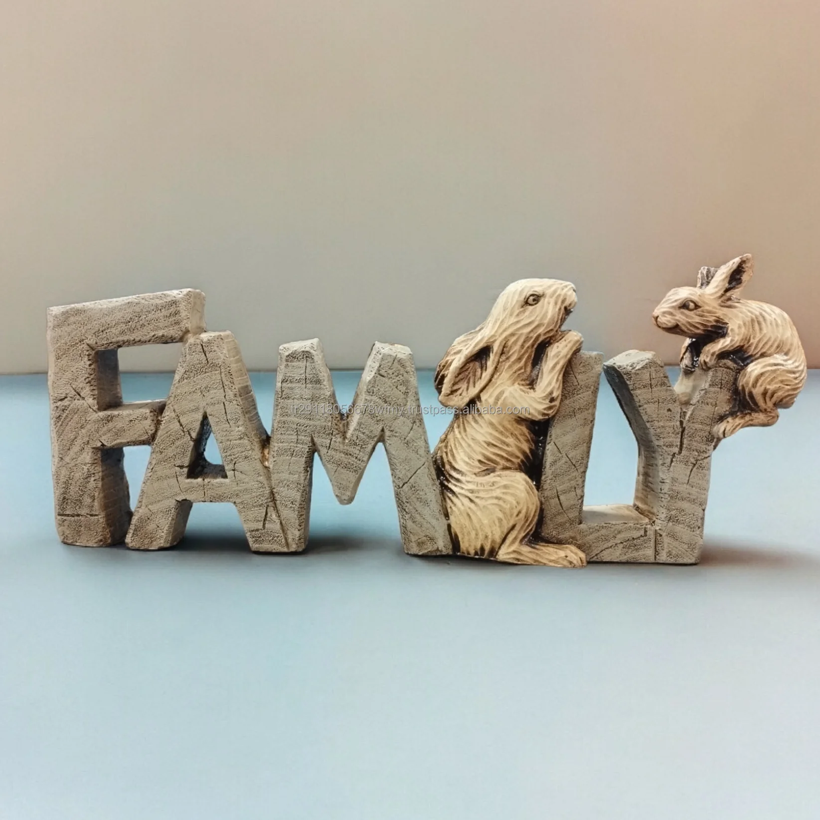Best Selling Resin Sculpture Tabletop Rabbit Figure Family Inscription Decorative Desk Accessory Home Office Perfect Gift Store