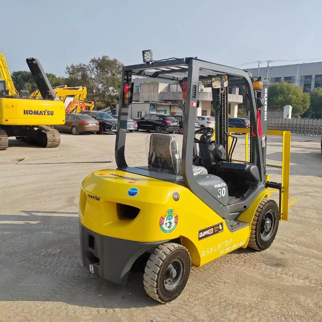 Efficiency at Your Fingertips: Rugged and Reliable Used Forklifts for All Your Material Handling Needs!Komatsu 3ton