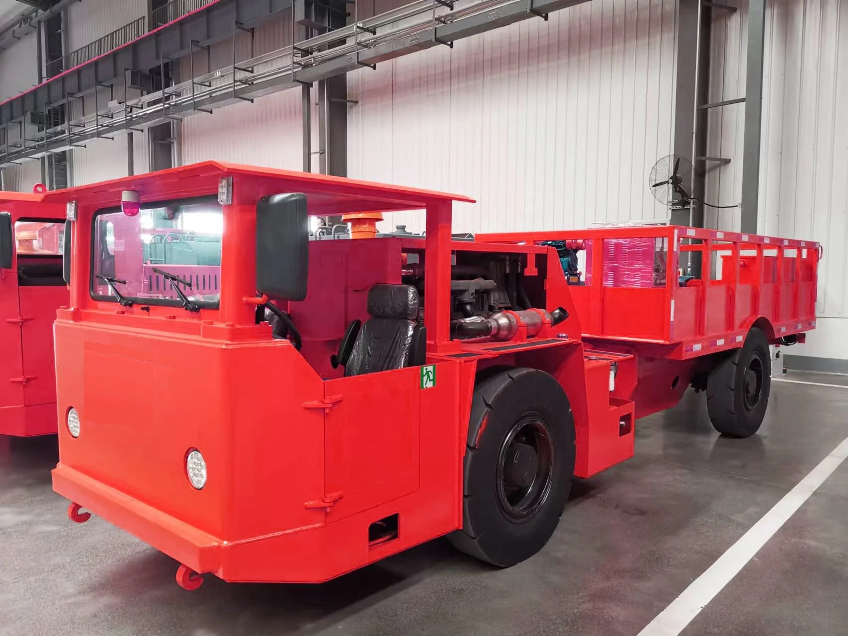 TFRY-5 Yantai Tuoxing mining transporter Fuel oil transport vehicle Scooptram/safety Equipment