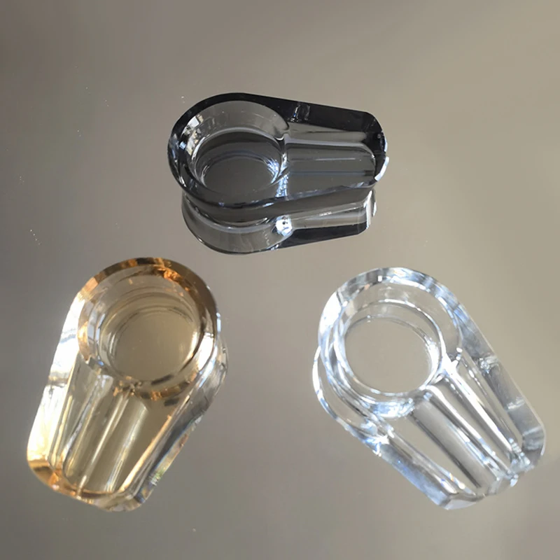 UKETA Custom Octagon Square Round New Design Transparent Crystal Glass Ashtray For Home Hotel Office Rooms