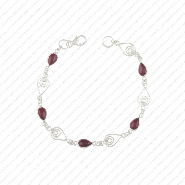 Wholesale 925 Sterling Silver Fine Chain Bracelet Handmade Natural Garnet Pear Cut Stone Bracelet For Your Family And Friends