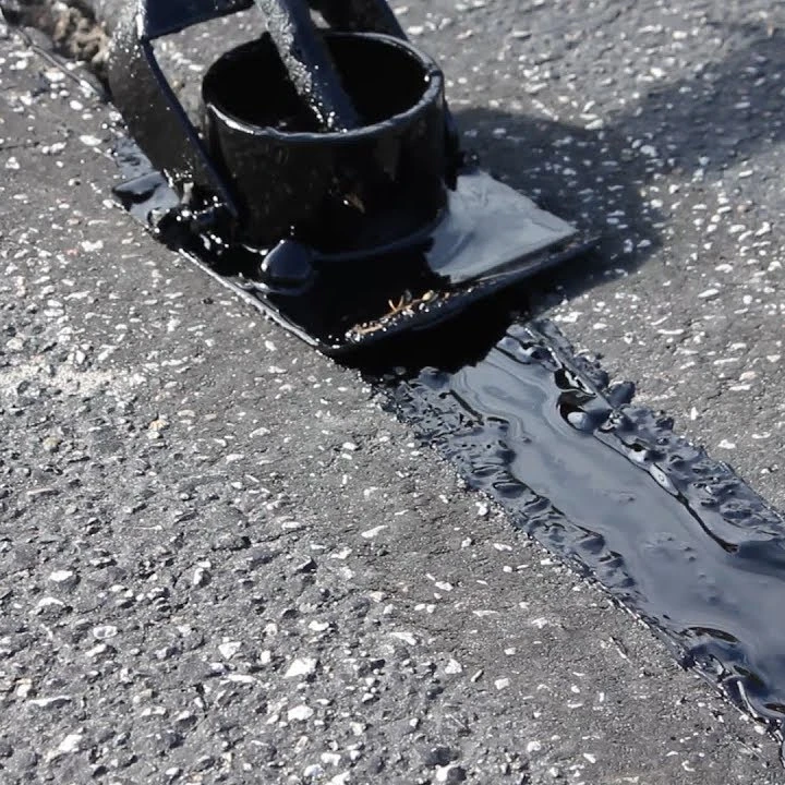 Polyurethane Cold Pourable Crack Filler/Low Cost Crack /Broken Wall Filler Sealer