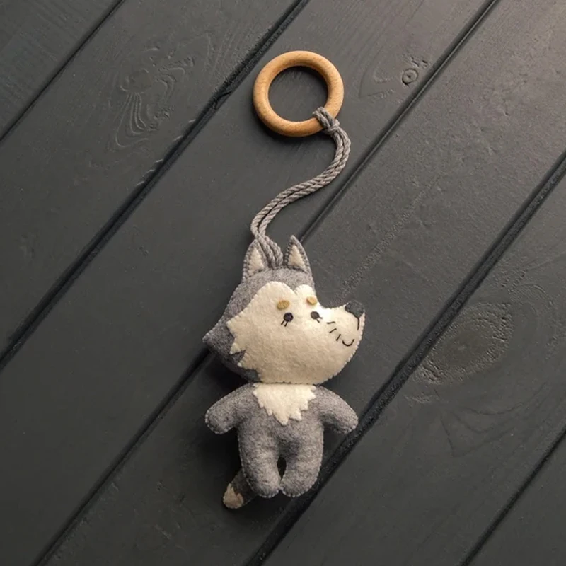 Hot Sale Woodland felt animals for play baby gym toys Nursery Crib accessories Montessori felt toys Bunny felt Hanging