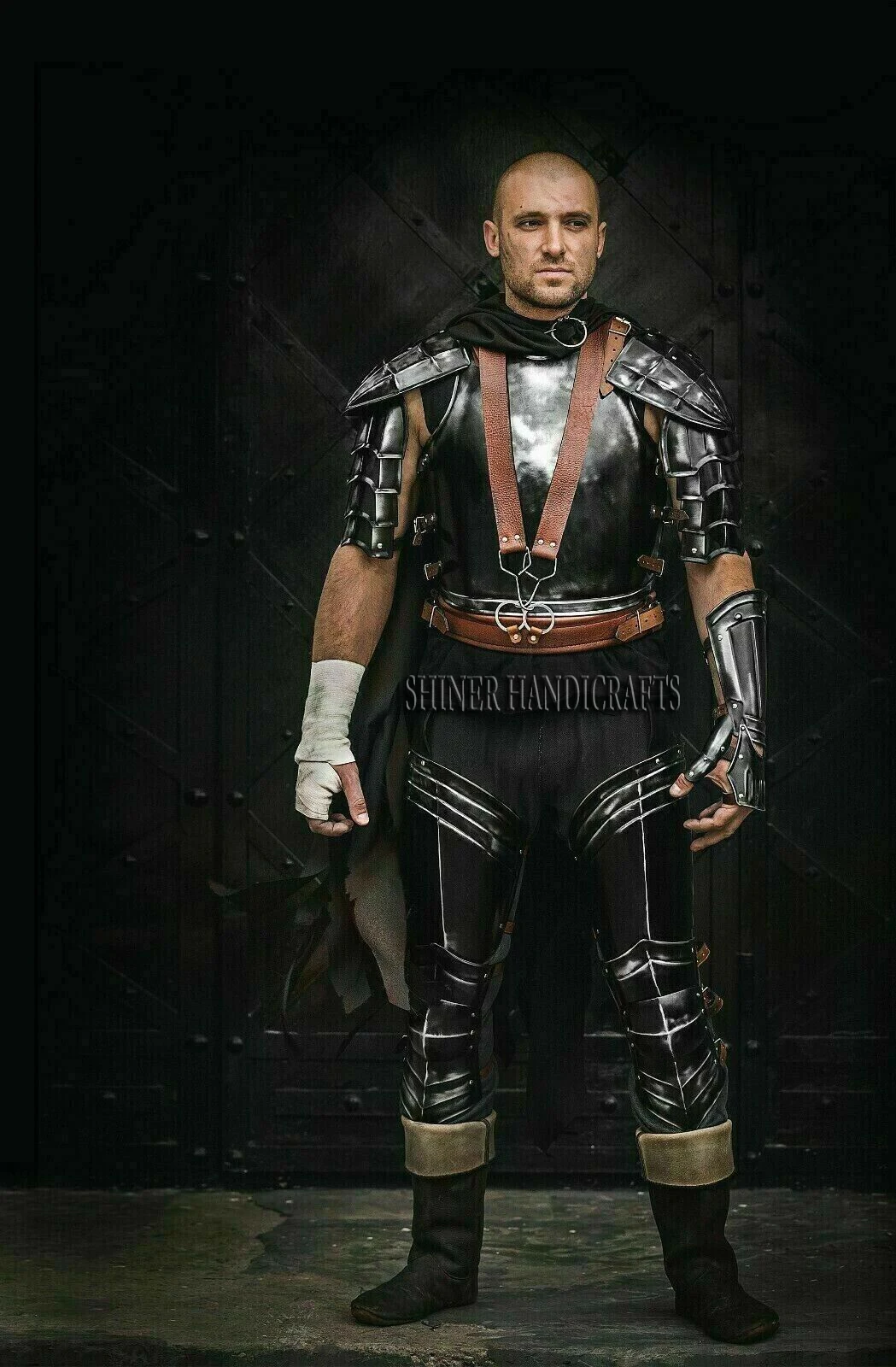 Medieval Guts Berserk Half Armor Suit Warrior Wearable Costume Black Polish Half Suit Pauldron Warrior Shoulder Jacket Halloween