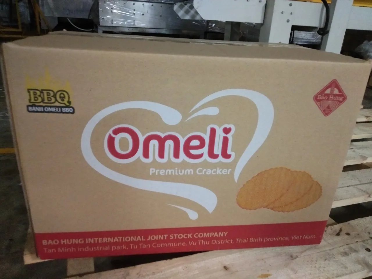 OMELI Brand Crispy Thin Biscuit Cracker Potato Flavour Round Slide - in Paper box weight 300g - OEM Available