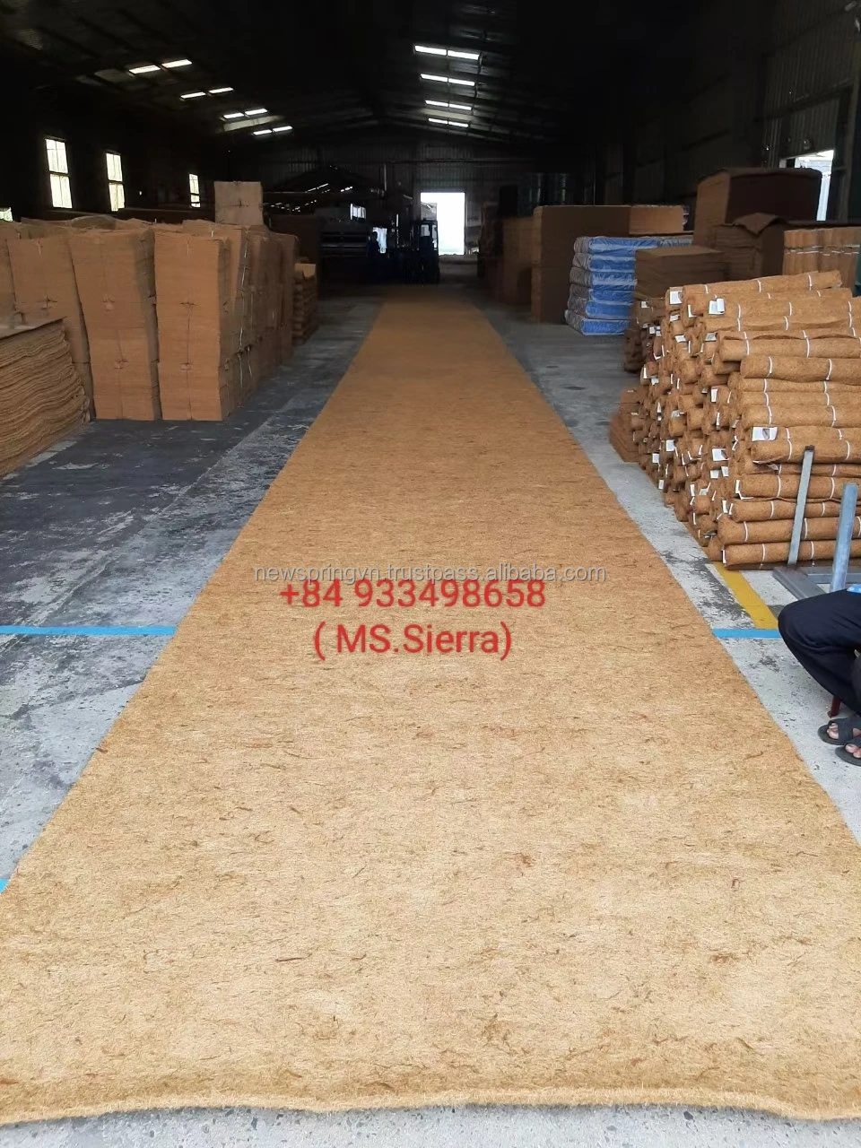 loading coir mat.jpg
