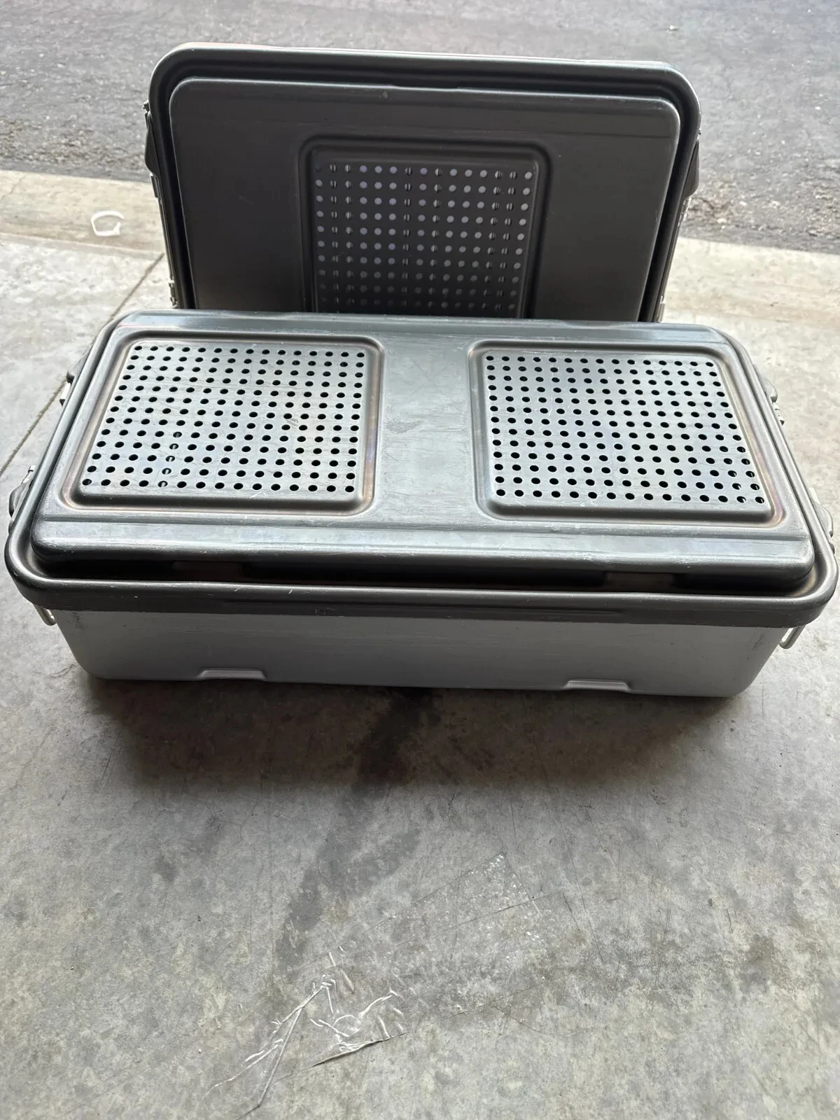 V. Mueller Sterilization Container Basket Stainless Steel Sterilization Box Instrument Tray With Cover