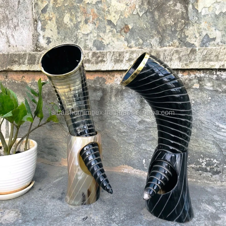 good Quality Of Viking Drinking Horn with Iron horn Stand Authentic & Food Safe Cup No Leaks Norse Drinking Beer Mug