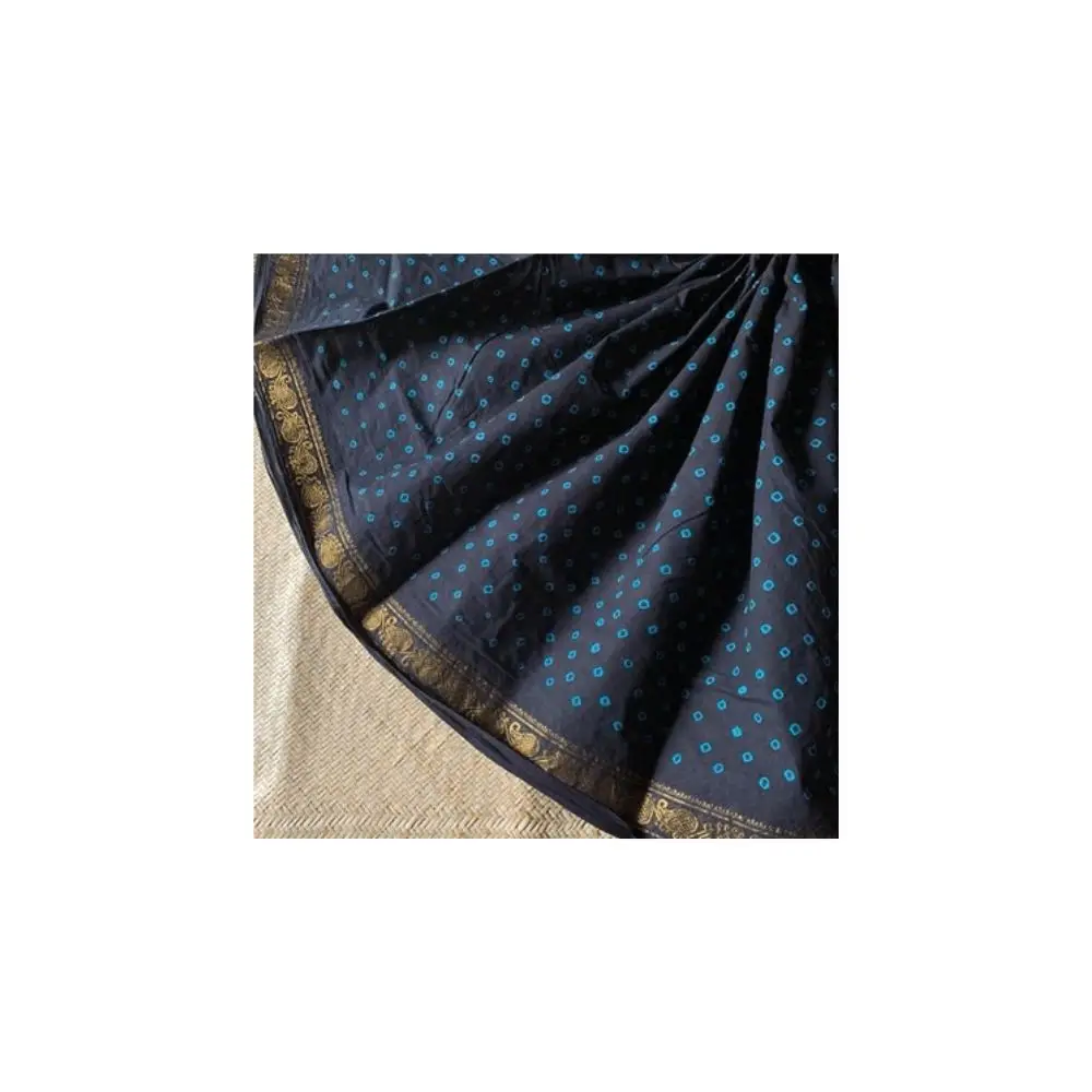 Hot Selling Traditional Cotton Sungudi Sarees with Authentic design for Women at Affordable Price with Custom Packing