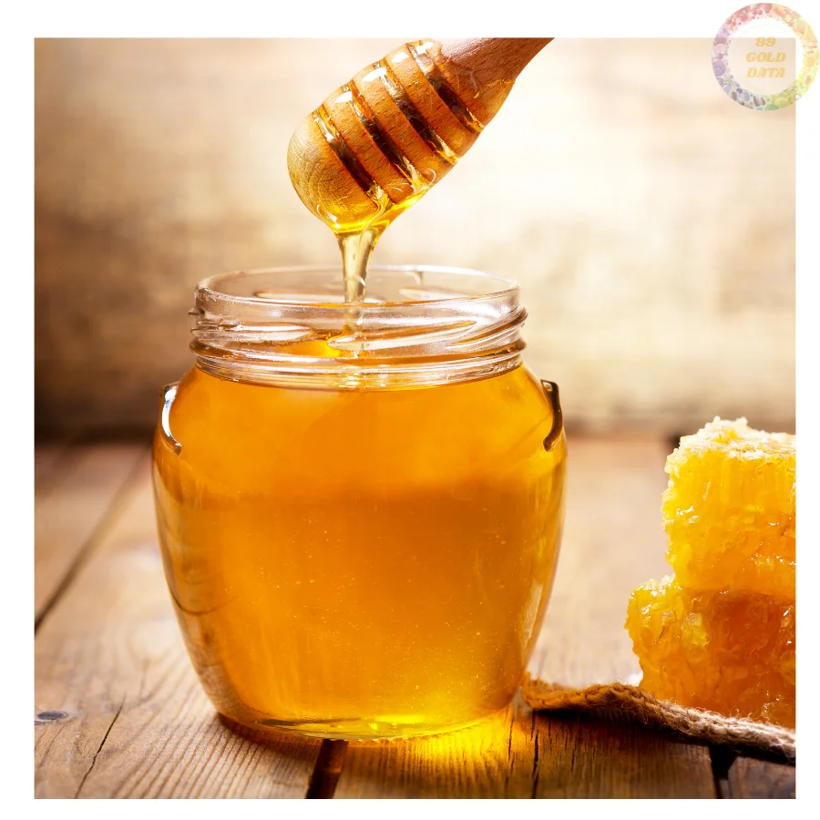 PURE ORGANIC HONEY - HARVESTED BY EXPERT BEEKEEPERS FOR THE RICHEST FLAVOR AND PUREST QUALITY POSSIBLE
