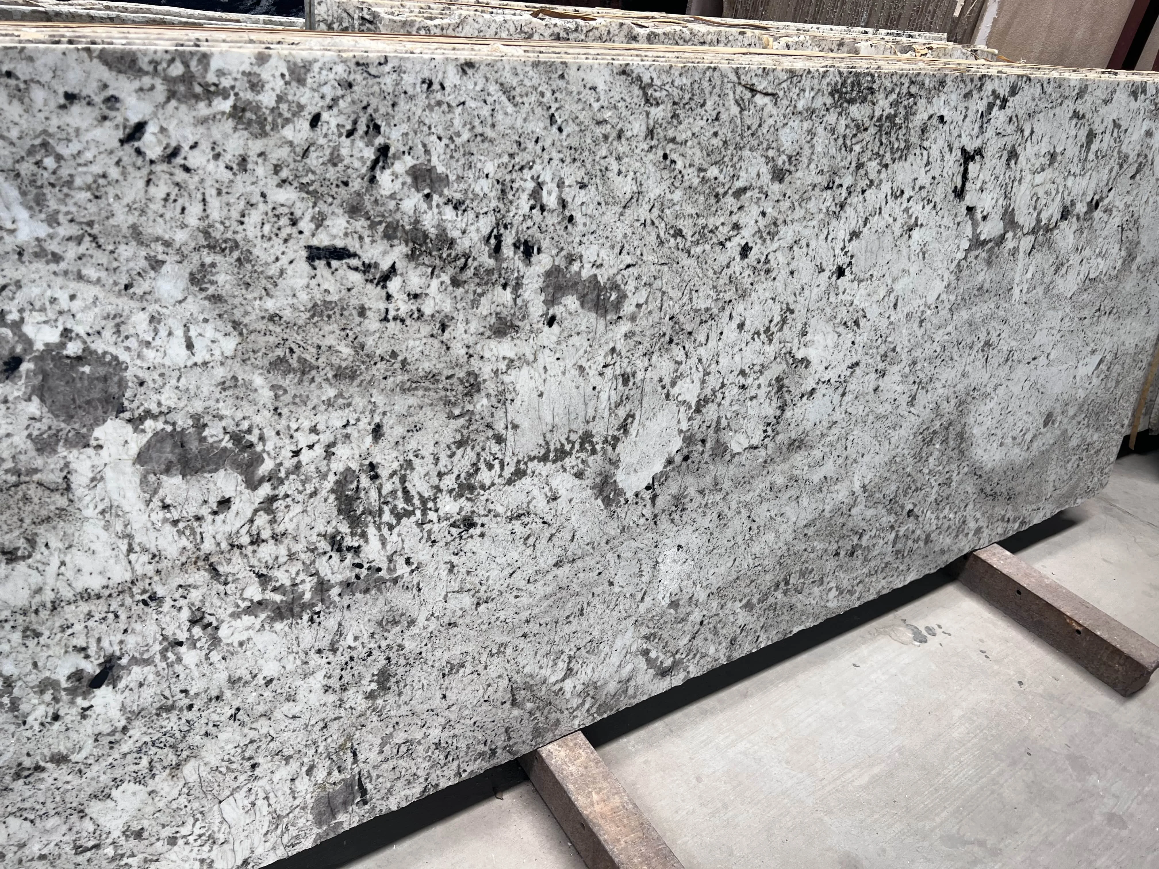 Standard Quality Alaska Grey Marble Slab Natural Stone for Home and Restaurant Application from India Export