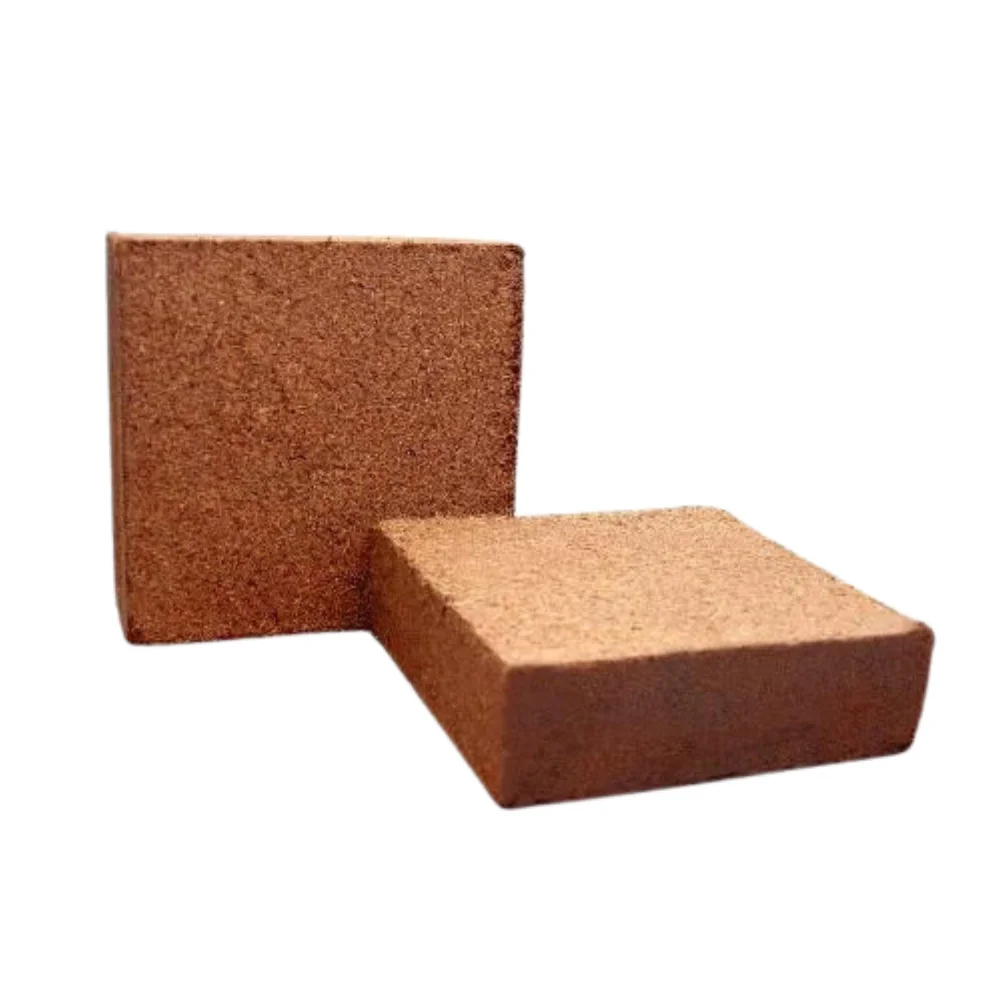 Cheap price cocopeat block / Plant Fiber Material cocopeat grow bags Organic coconut peat fiber in VIetnam