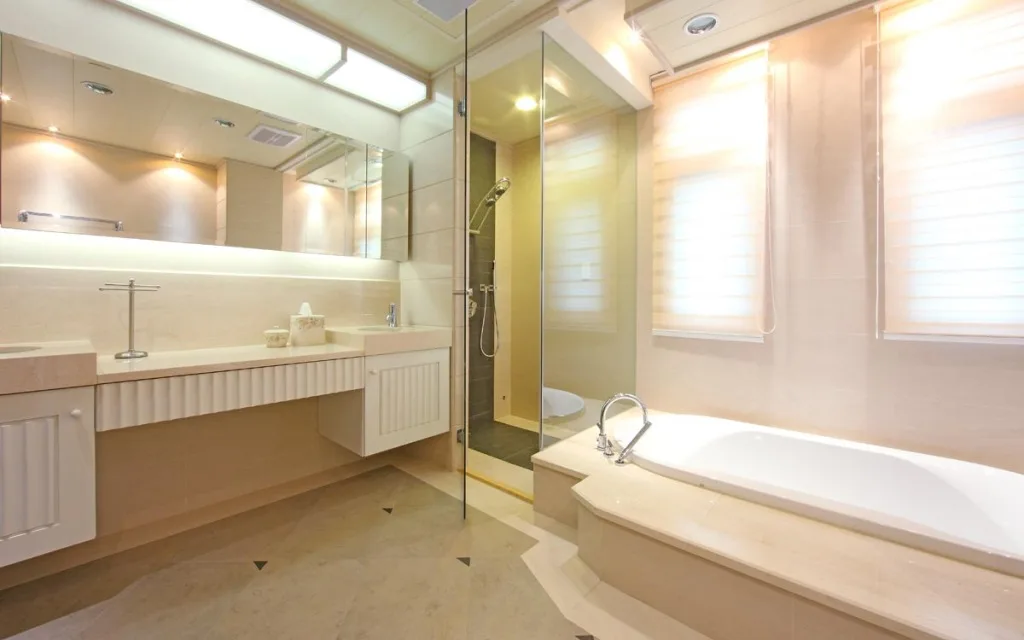 Bathroom cabinets and vanities