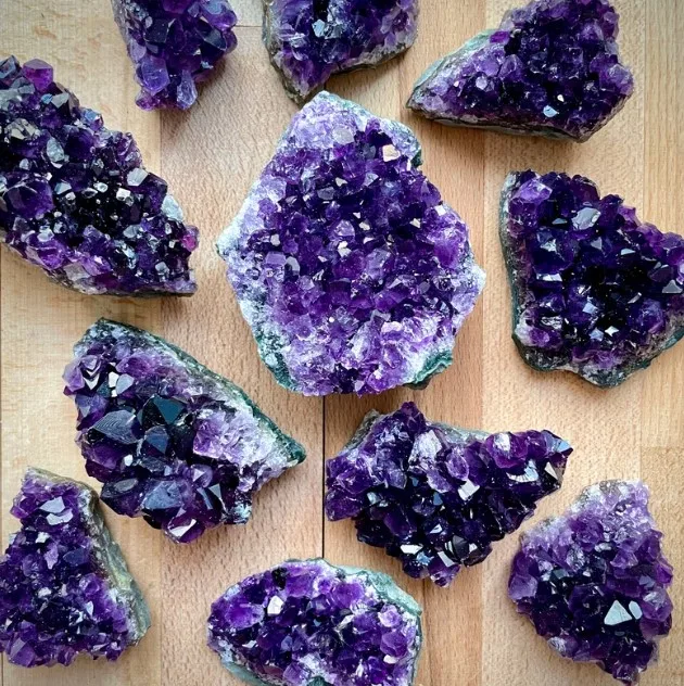 Wholesale Natural Amethyst Crystal Cluster Raw Gemstone Healing Stones Home Office Ornament Decorative For Sale