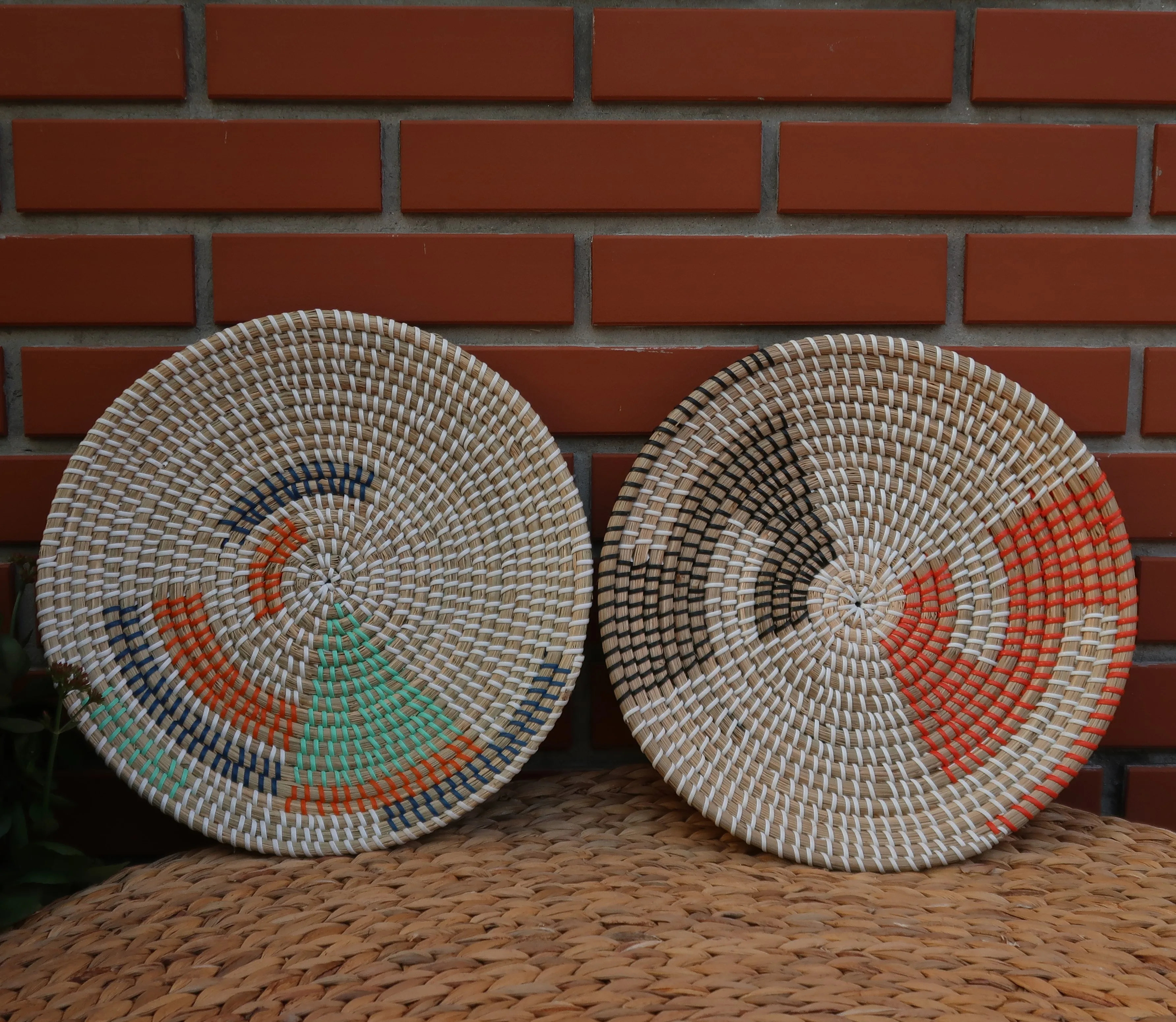 Bohemian-style wall hanging made from natural seagrass, bringing the breath of the sea and the freedom of Vietnamese culture.