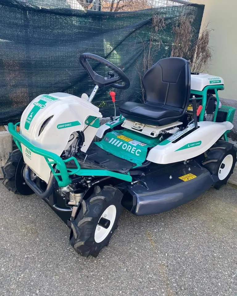 Orec Rabbit RM982F Lawn Mower 4WD