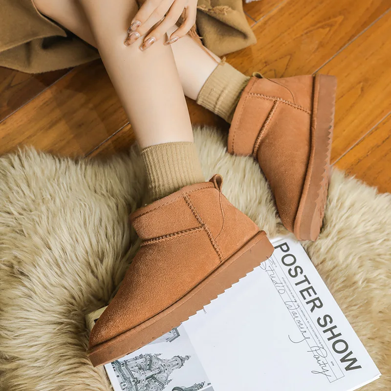 Wholesale Fall Winter Outdoor Sheepskin Fur Short Tube Boots Casual Plus Velvet Thickening Couple Fur Snow Boots