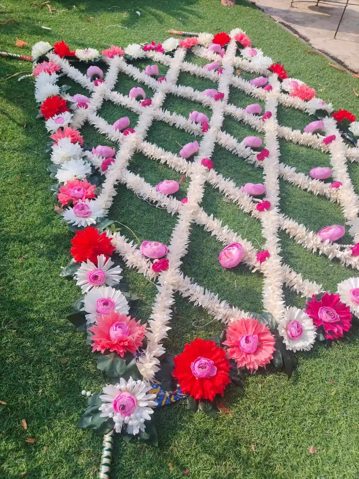 Jasmine Bridal Entry Chadar Full Floral Border Canopy Phoolon Ki Chaddar for Indian/Punjabi/Pakistani/ Wedding Nikkah Entrance