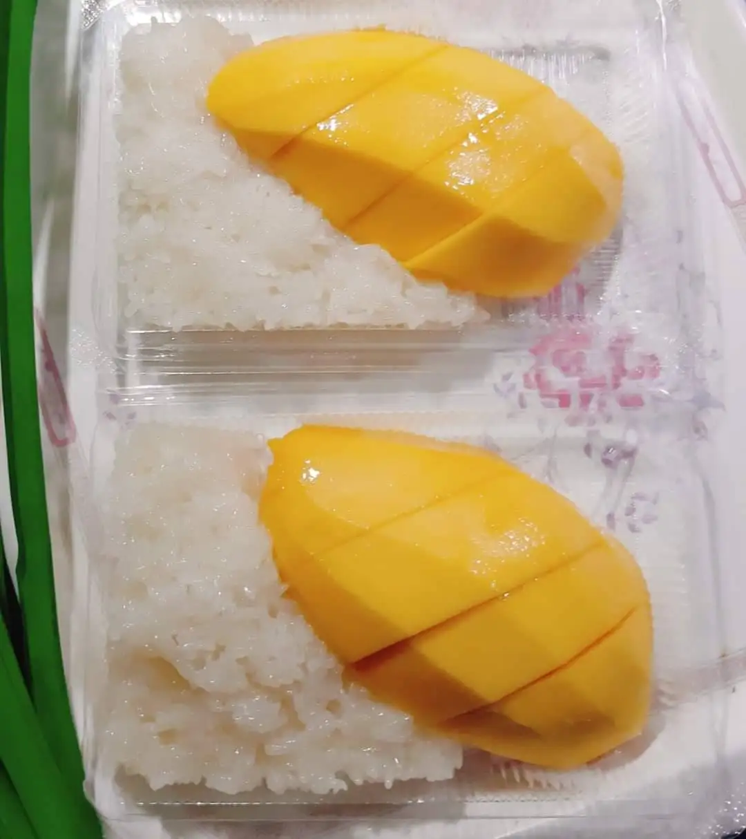 Fresh Mango Sweet and Tasty Golden Mangos Delicious Premium Quality and 100%