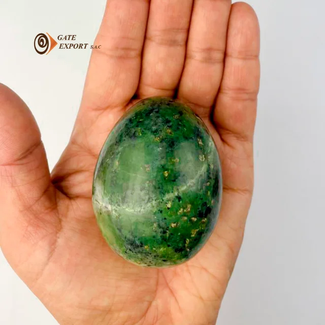 NEPHRITE STONE EGG SHAPE / HANDMADE / ARTISAN / CRAFT / STONE CRAFT / HANDICRAFT / TEMPLE / HAPPINESS / PURITY / SERENI