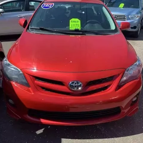 Чистый использованный 2013 Toyota Corolla LE
