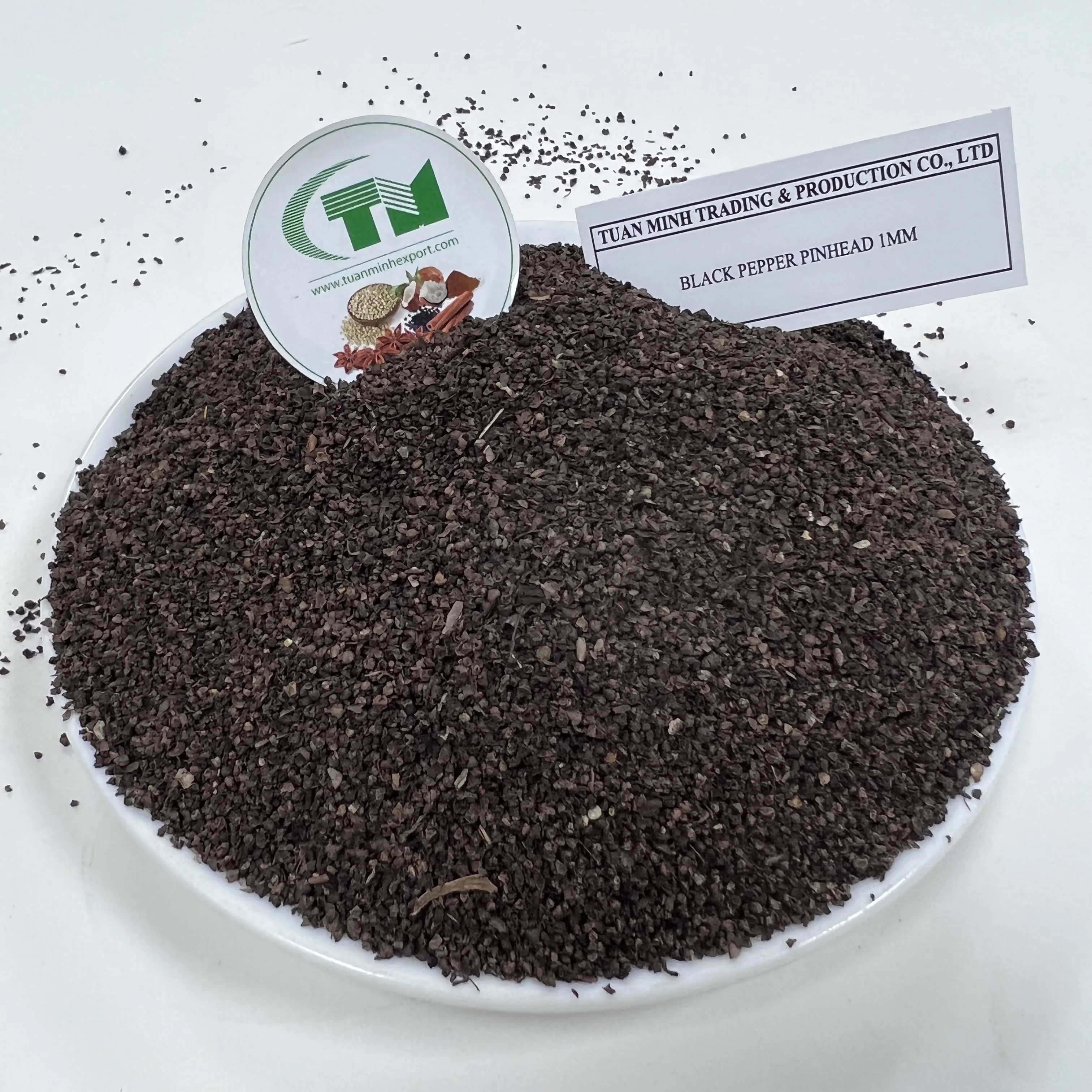 Hot chili pepper Made in Vietnam - Wholesale Low Price Rich Nutrients Hot Spicy Black Peppercorn AFQ ASTA from Vietnam