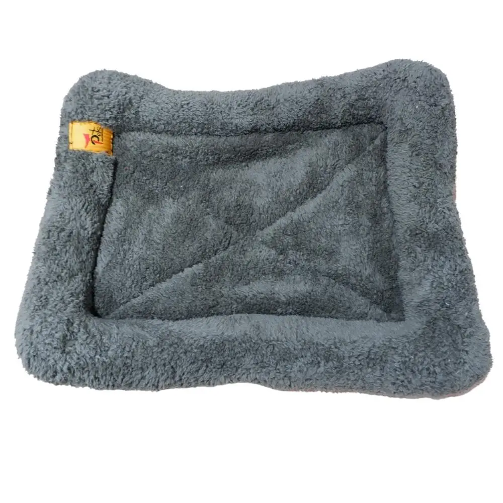 Pet Accessories Pet Soft Fur Fabric Mat Cute Design Pet Mat Dog Direct Price Factory OEM 2023