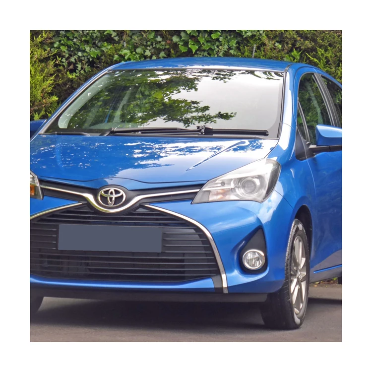 Toyotai Yariss  steering wheel controls for audio, phone, and cruise functions