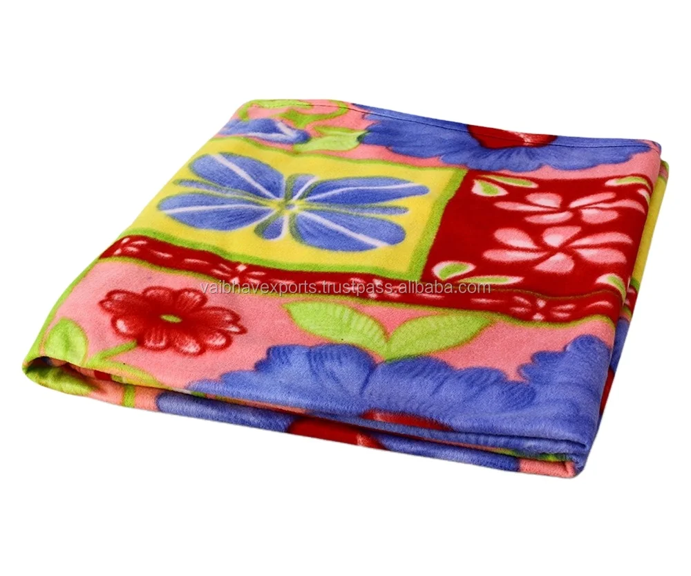 Indian Supplier Manufacturer Of Portable Designer Hotel Home Use Blanket Classic Design New Fashion Knitted Polar Fleece Blanket