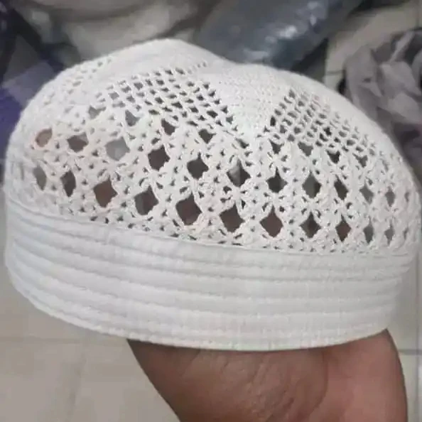 Лидер продаж новые мужские однотонные кепки Kufi Tupi с сеткой исламские молитвенные шапки из Бангладеш для ежедневного использования