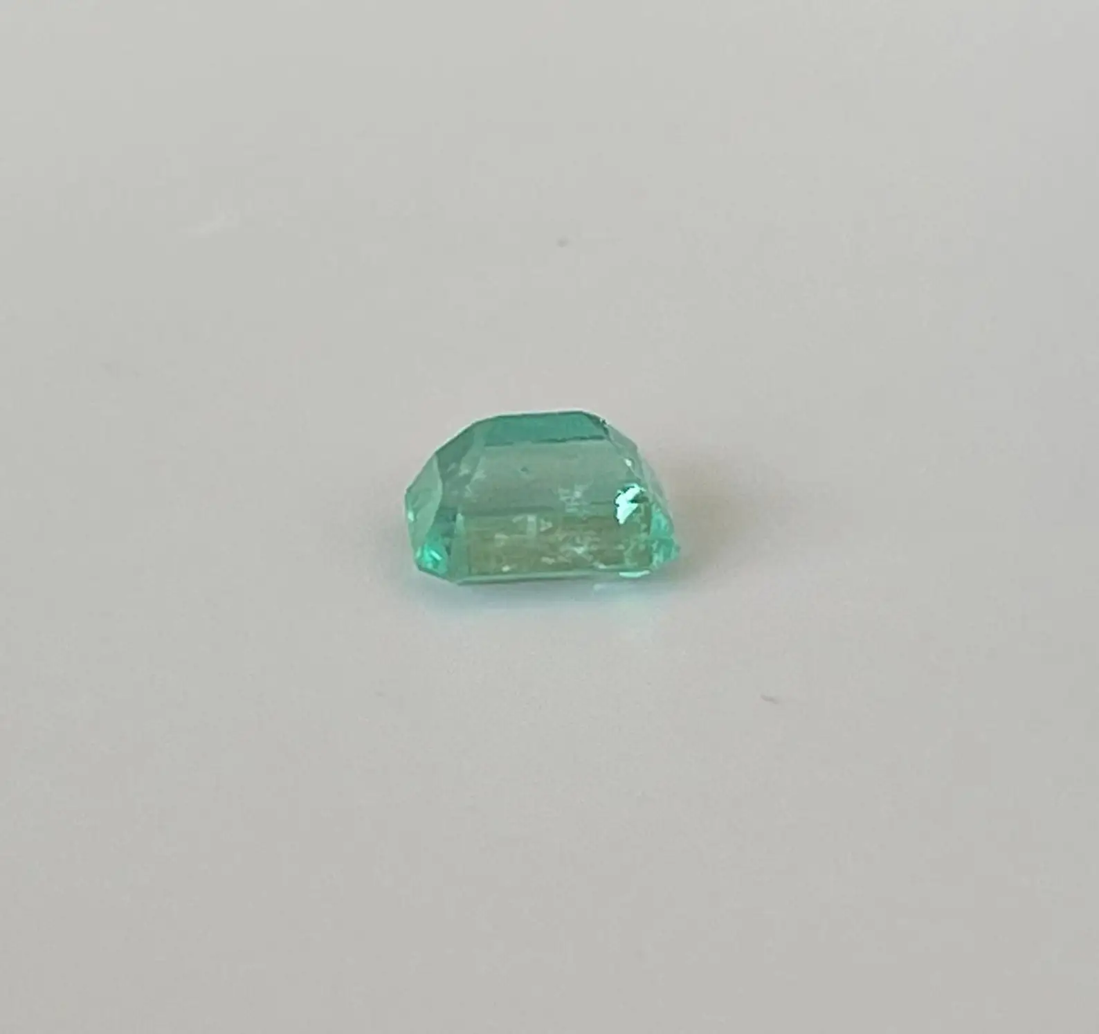 Натуральный колумбийский Зеленый Изумрудный 3.44cts восьмиугольный натуральный свободный Берил немонтированный Ограненный драгоценный камень