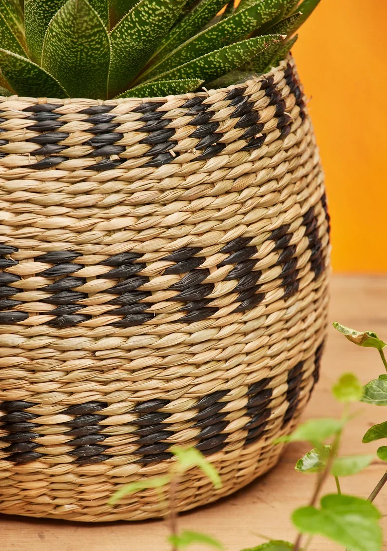 Seagrass Handmade Woven Basket with Black Paint and Cotton Hair Balls for Decoration or Plant Pot Hot Sales 2024