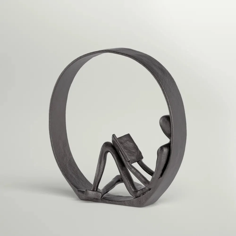 Luxury simple creative metal back reading figure sculpture ornaments sample room study