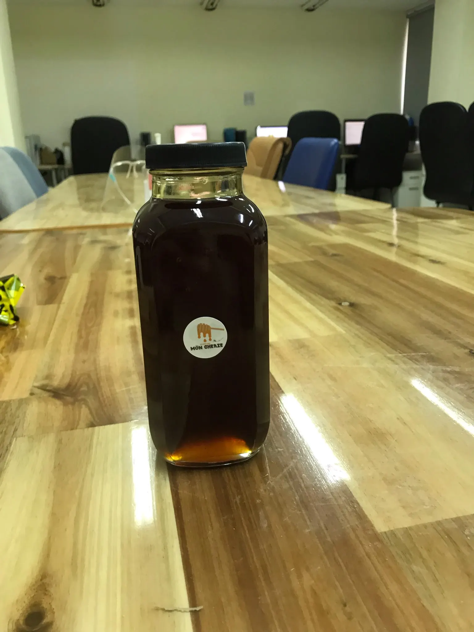 Натуральные соты-полезные и изысканные идеально подходят для кулинарных творений подарков