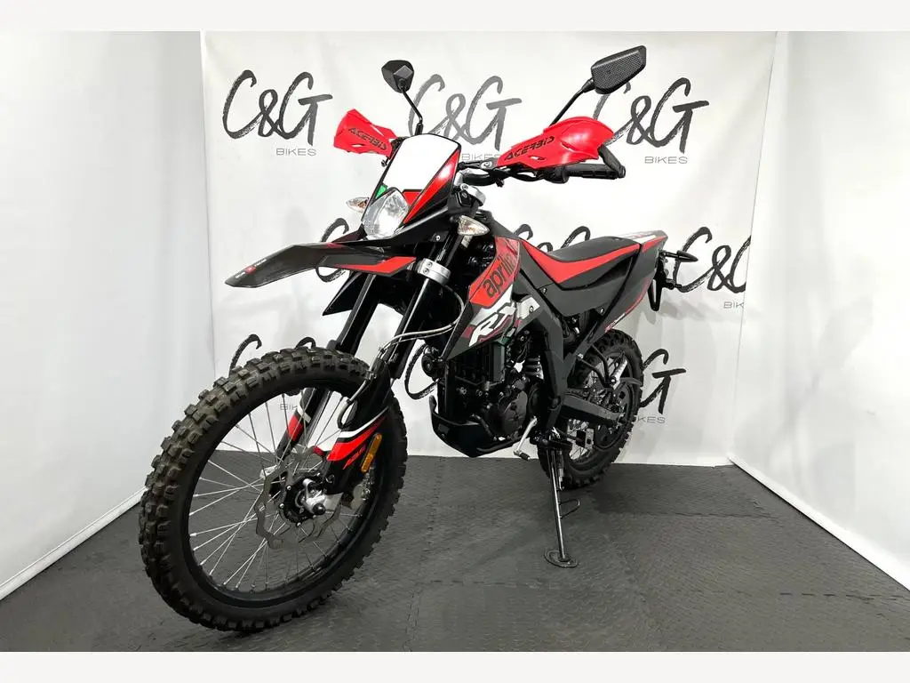 Fairly Used Best Price Wholesales Aprilia RX125 and we sell all kind models used sport bike for sale