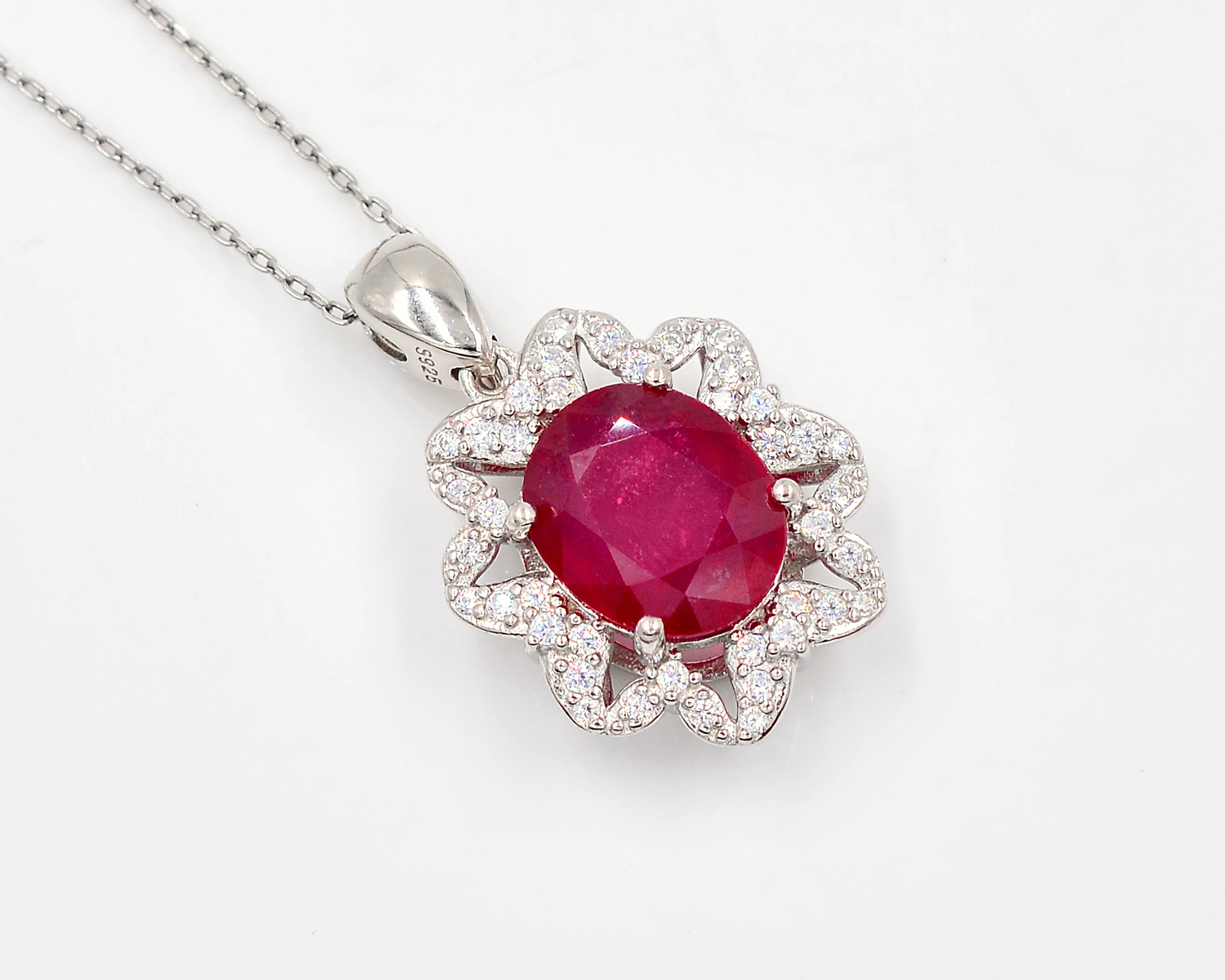 6.00 Cts. Natural Ruby Gemstone Pendant Chain Necklace 925 Sterling Silver Pendant Manufacture Jewelry For Women