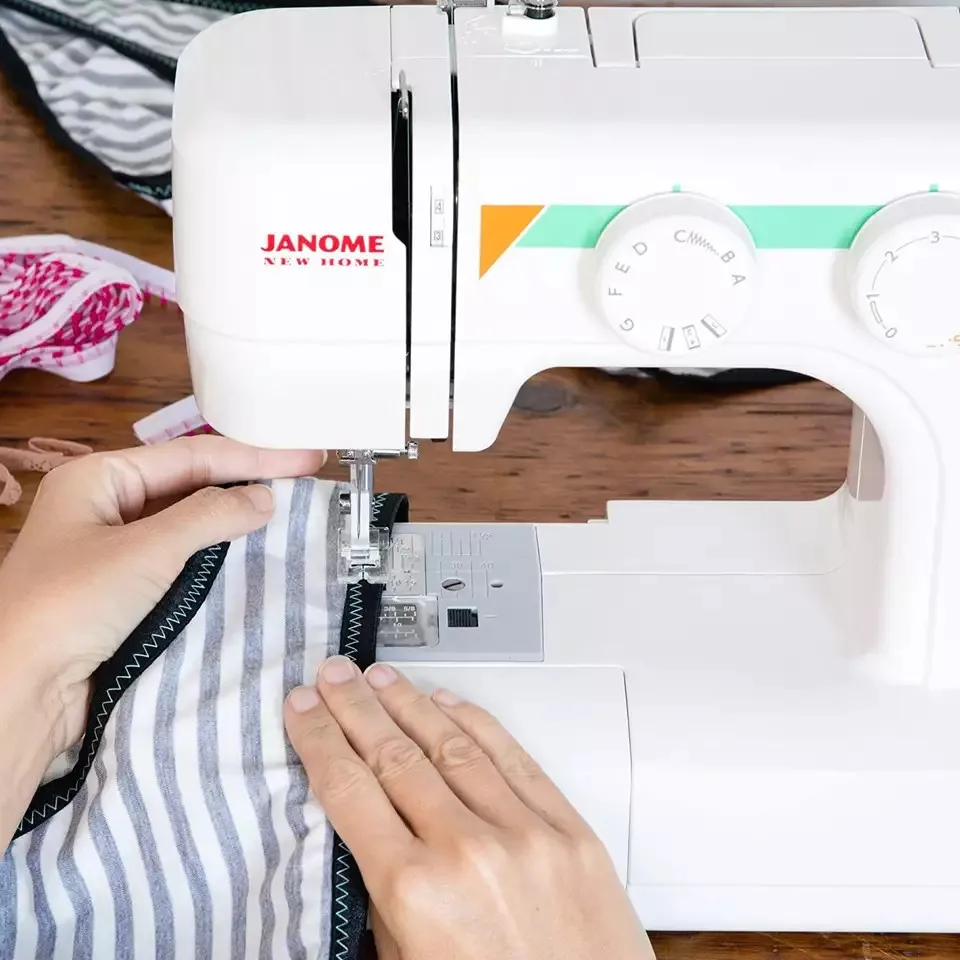Special  price Janome MOD-15 Easy to-Use Sewing Machine with 15 Stitches