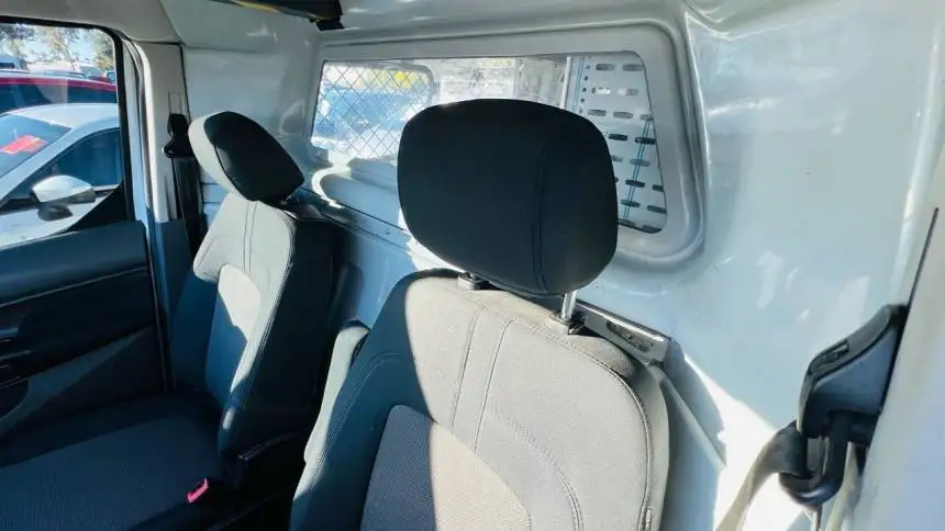 Подержанный 2020 Ford Transit Connect Van