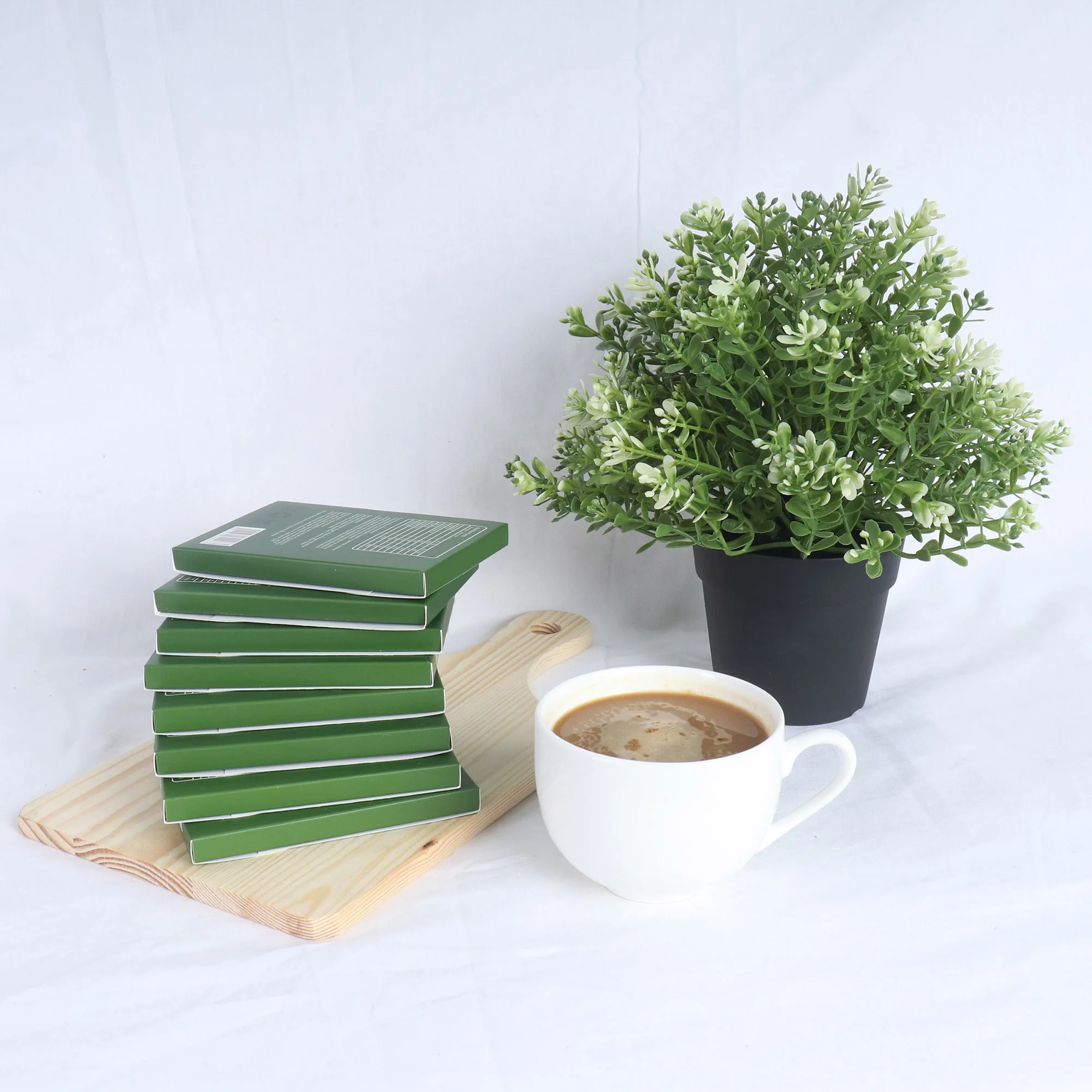 Malaysia Leading Wholesales Lower Prices OEM Available HALAL Instant Coffee Ready Mix Coffee Powder Private Label