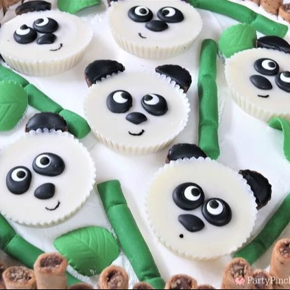 Wholesale MBS Decorated Sweet Panda Chocolate Pops Delicious Solid Chocolate with Addictive Ingredients Nuts Available Black