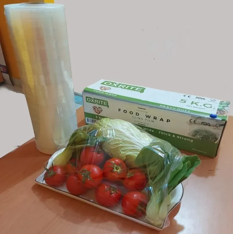 Factory Wholesale 2023 Price Slide Cutter Strech Best Fresh Food Wrap Transparent PE Strech Film