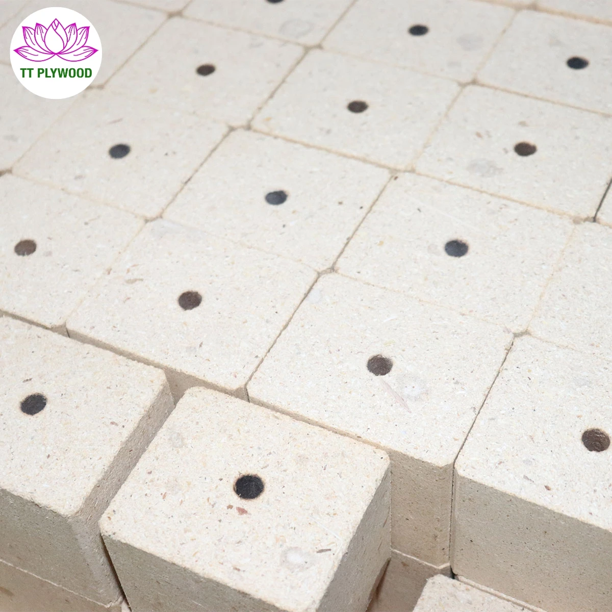 Industrial Style Chipblock Compressed Wood Block E2 Formaldehyde Emission 1-Year Warranty Good Quality and Cheap Price